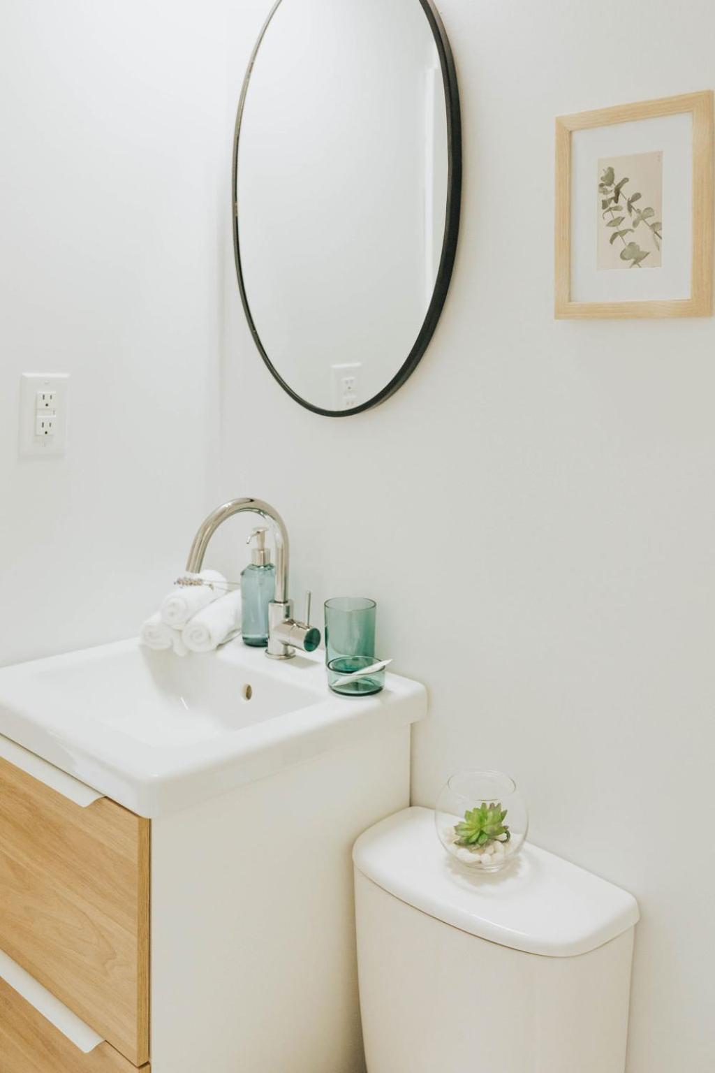 Naramata Courtyard Suites מראה חיצוני תמונה