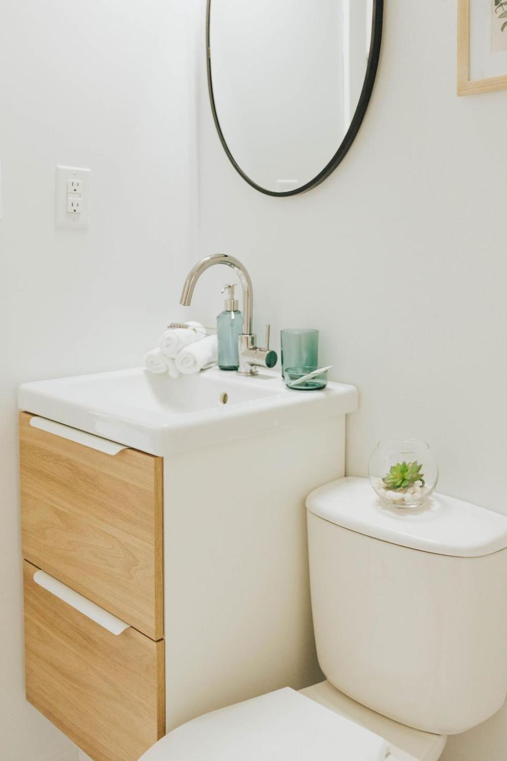 Naramata Courtyard Suites מראה חיצוני תמונה