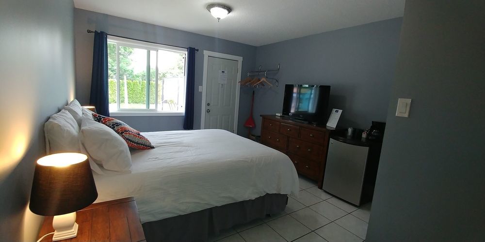 Naramata Courtyard Suites מראה חיצוני תמונה